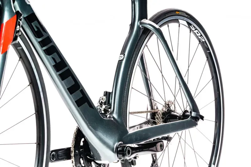 2020 Giant Trinity Advanced Carbon TT/Tri Bike in Grey-2