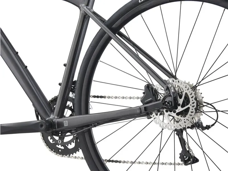 2021 Giant FastRoad SL 3 Disc Flat Bar Road Bike in Black