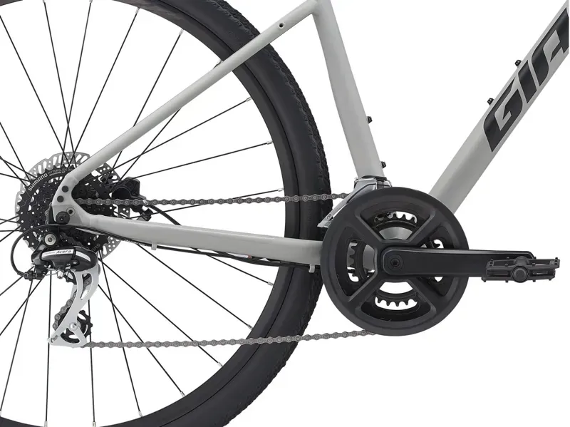 2021 Giant Roam 3 Disc Hybrid Bike in Grey-2