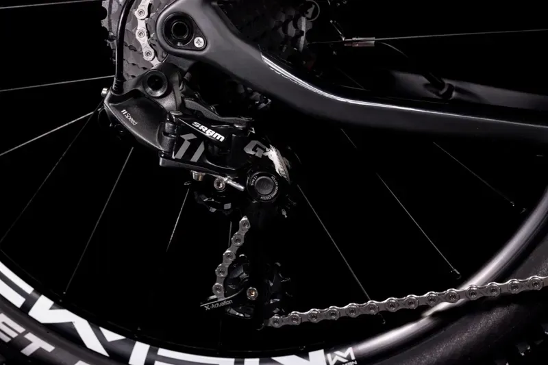 2022 Cube Elite 240 c:62 SL Kids Bikes in Black-3