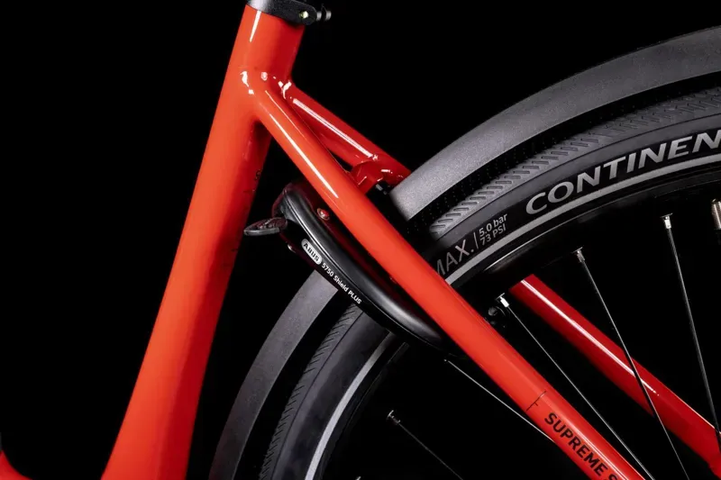 Cube Supreme Sport Hybrid Pro 625 Red 2022 red/black ee s-2