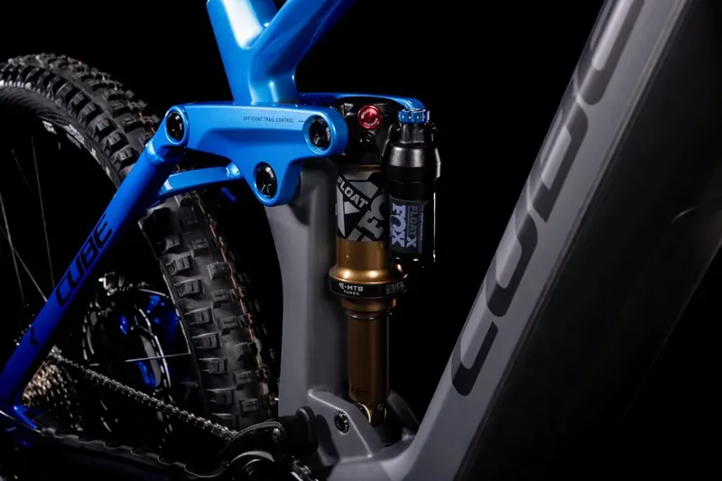 Cube Stereo Hybrid 160 Hpc Actionteam 750 2022 Large-5