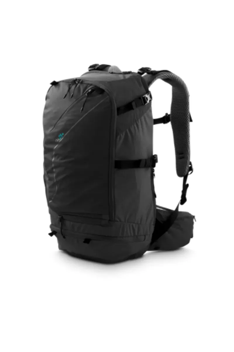 2020 Cube Ox 25+ Backpack in Black